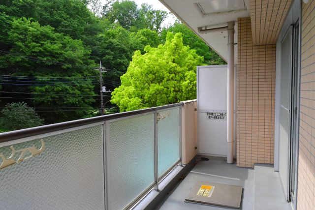 日野市三沢の中古マンションのバルコニー
