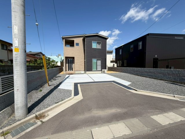 丸亀市中府町４丁目　新築オール電化住宅