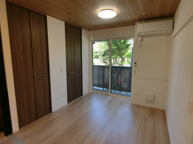 【寝室】Ｌｕｘｅ Ｇｒａｃｉａ 成田町