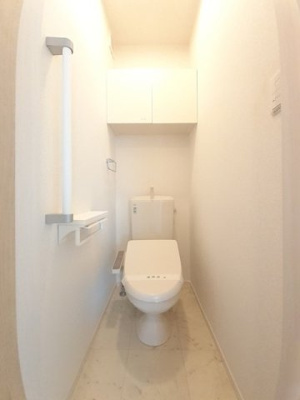 【トイレ】 | アルコバレーノ千歳Ⅱ　1LDKSW | コンパクトで使いやすいトイレです
