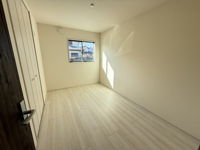 第８渋川市半田　新築戸建　1号棟（平屋）の洋室|２階洋室2です
