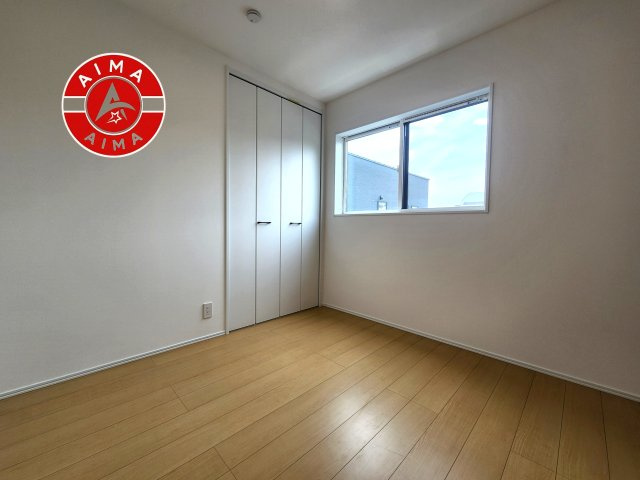 福津市有弥の里2丁目第1-3棟（2号棟）の洋室|採光良好な洋室は全居室、複層ガラスの遮熱効果と断熱効果で、一年中快適に過ごせます。