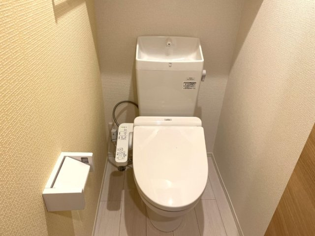 アンジュール西落合のトイレ