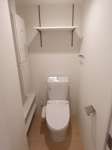LUORE黒川EASTのトイレ