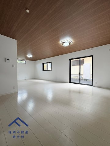 筑紫野市大字牛島　戸建ての居間・リビング