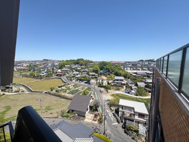 ライオンズマンション学園前第２の展望