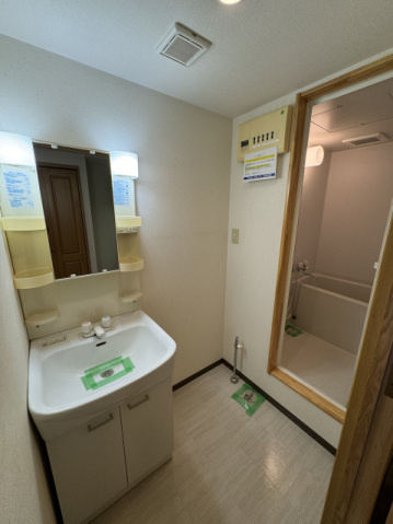 広島市佐伯区楽々園２丁目の賃貸マンションの浴室|バス