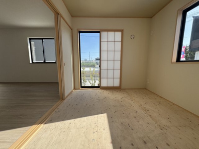 【和室】 | 西原町我謝（全4棟）ラストC号棟 | C号棟　和室4.5帖＋収納付き♪