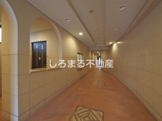 セレッソコート上本町ＥＡＳＴのエントランス