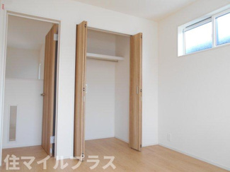 【洋室】 | 郡山市久留米2丁目新築一戸建て4棟 | 広々とした洋室です