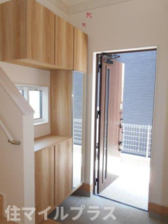 【玄関】 | 郡山市久留米2丁目新築一戸建て4棟 | ゆったりとした玄関です