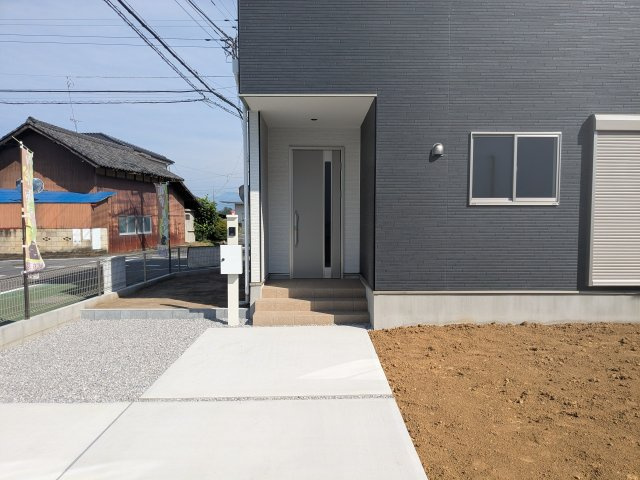 新築戸建　KIP高崎乗附町1期の玄関