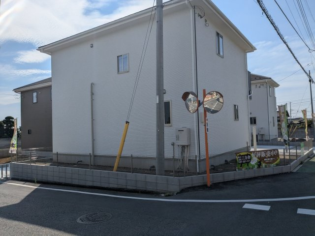 新築戸建　KIP高崎乗附町1期の前面道路含む現地写真