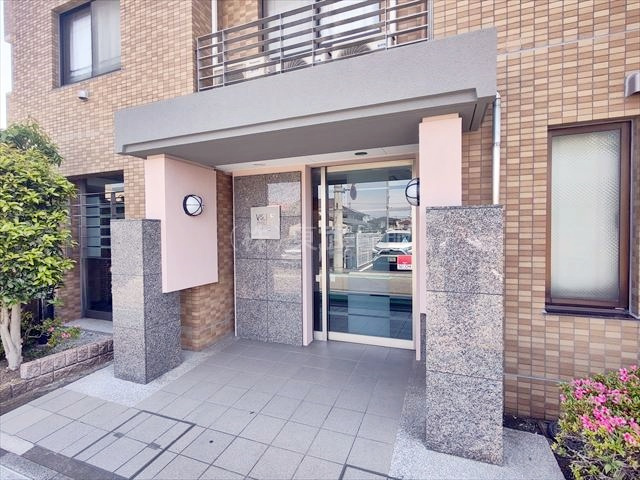  | ヴィルヌーブ川越 | 毎日通るエントランスです