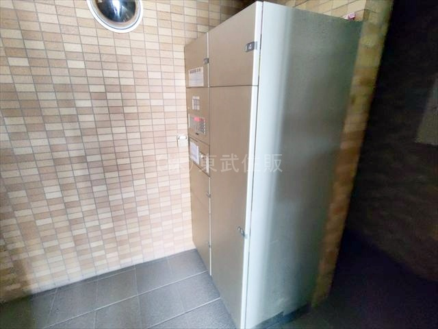 【設備】 | ヴィルヌーブ川越 | 留守でも安心の宅配ボックス付き