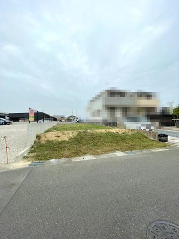 茶屋新田土地区画整理地内の前面道路含む現地写真