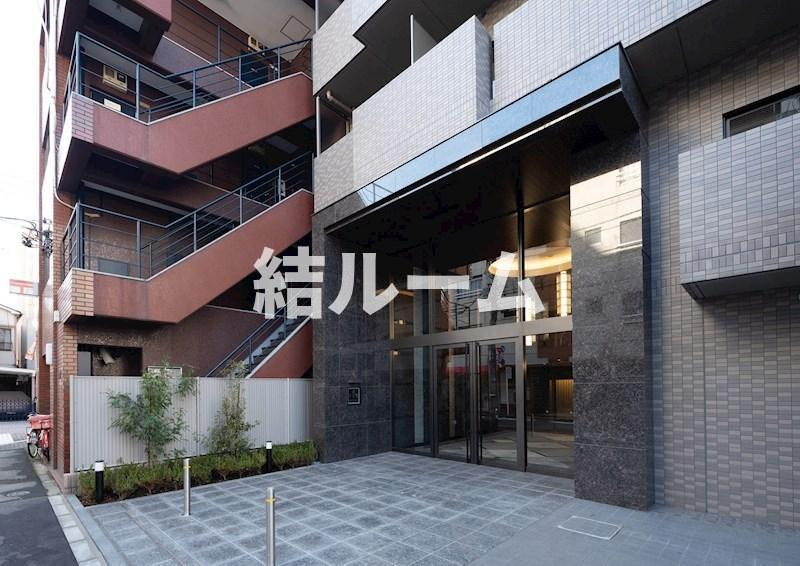 豊島区池袋４丁目の賃貸マンションのエントランス