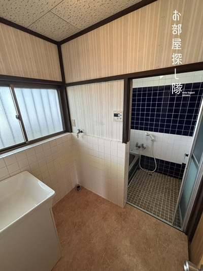 久留米市高良内町のアパートの洗面所