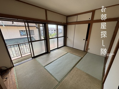 久留米市高良内町のアパートの和室