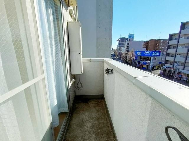 マイナビＳＴＡＹミライエ上板橋メゾン（ＮＫダカリ上板橋）のバルコニー