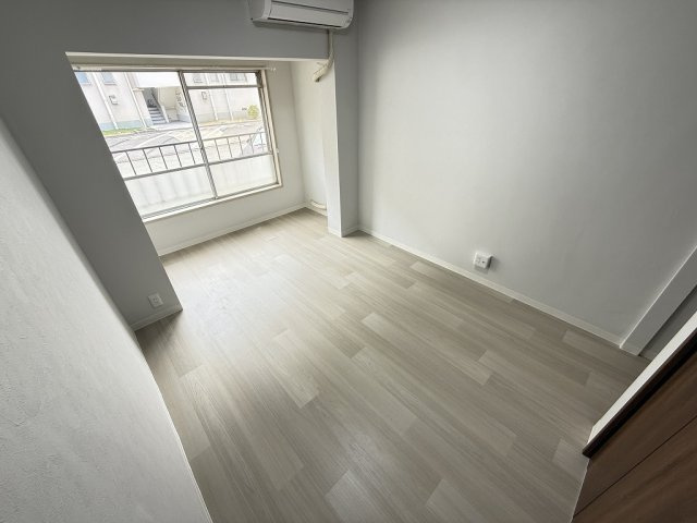 鈴谷住宅２棟の寝室