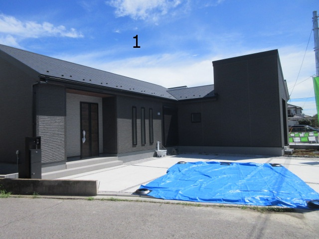 【仲介手数料無料】新築戸建　熊谷市肥塚561-1（全3棟）の外観