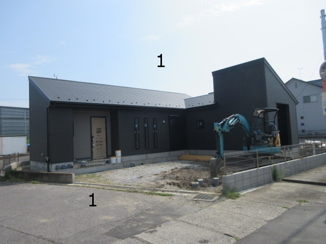 【仲介手数料無料】新築戸建　熊谷市肥塚561-1（全3棟）