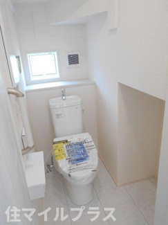 【トイレ】 | 郡山市久留米2丁目新築一戸建て4棟 | 落ち着いた色調のトイレです