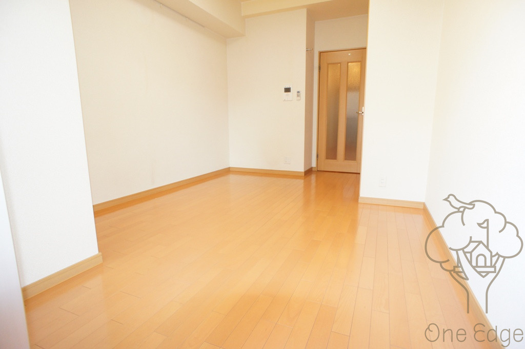 ONE ROOF FLAT TENJINBASHIの居間・リビング