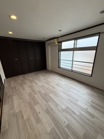 田代マンションの洋室