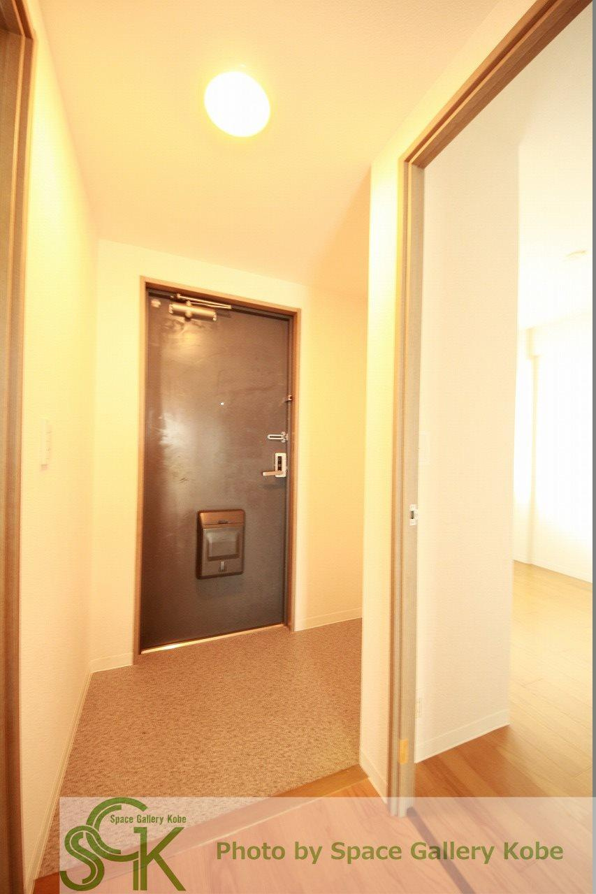 井吹東シティコートの玄関|※お部屋により仕様が異なる場合があります。