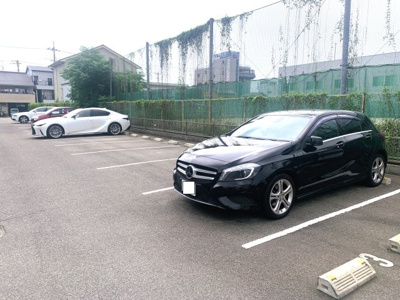 【駐車場】 | ザ・コモド草戸