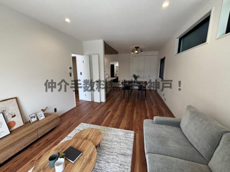 【居間・リビング】 | 神戸市垂水区狩口台2丁目　新築戸建　仲介手数料無料！ | 使いやすいリビングです