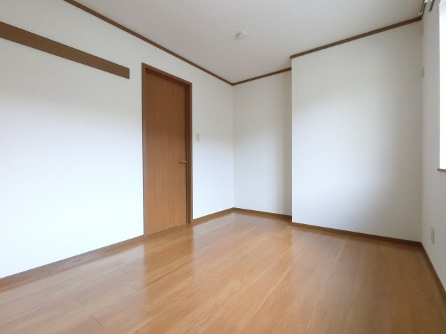 【寝室】