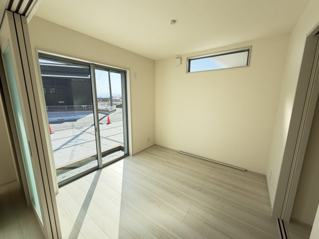 第1前橋市粕川町女渕　新築戸建　1号棟の洋室|1階洋室です