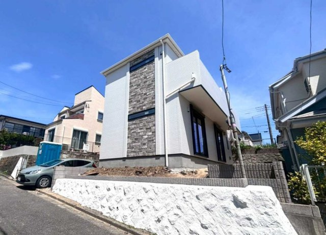 横浜市金沢区富岡西4丁目 新築戸建て【仲介手数料無料】カースペース2台