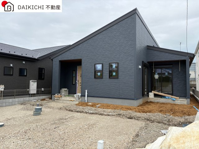 【外観】 | 熊谷市肥塚第3 Livele Garden.s　新築戸建　全3棟　2号棟 | 7/11撮影 2号棟