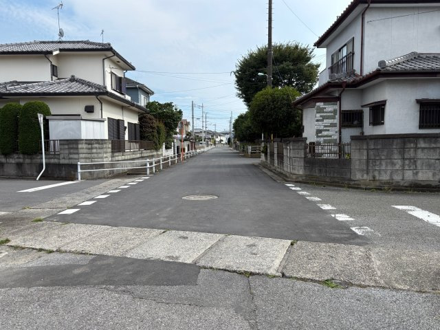【前面道路含む現地写真】 | 熊谷市肥塚第3 Livele Garden.s　新築戸建　全3棟　2号棟 | 6/19撮影