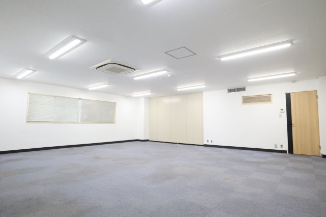 リアライズ谷町ビルの内装