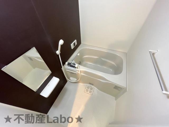 カネウロコ北矢三の浴室