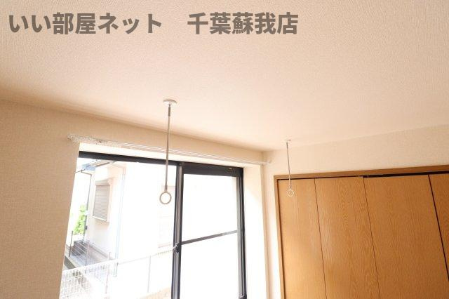 サンハイム学園前　Ｃの洋室|室内物干