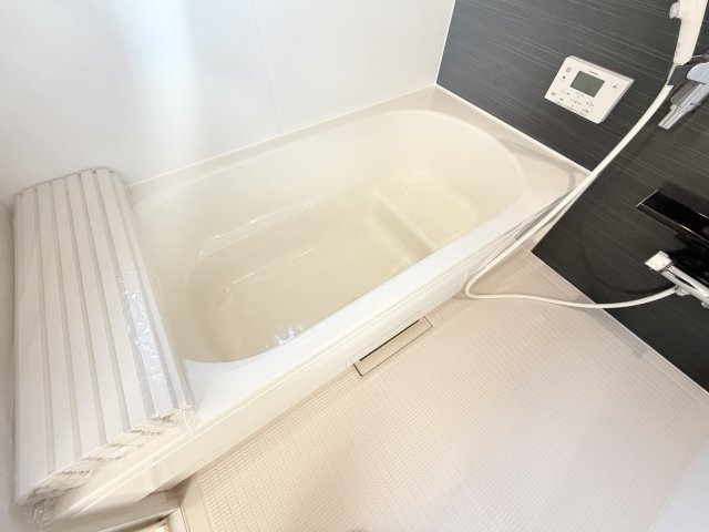 クレイドルガーデン藍住町富吉第1の浴室|ゆったり過ごせるお風呂です