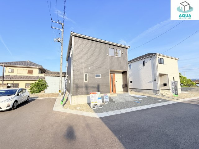 クレイドルガーデン藍住町富吉第1の前面道路含む現地写真|前面道路含む現地写真です