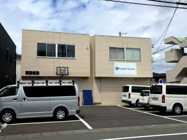 渡瀬町事務所付倉庫の内装