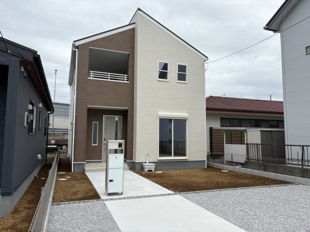 【前面道路含む現地写真】 | 熊谷市肥塚第3 Livele Garden.s　新築戸建　全3棟　3号棟 | 6/19撮影