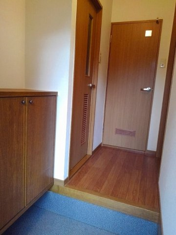 ア－バンライフ丸の内の玄関|落ち着いた玄関です
