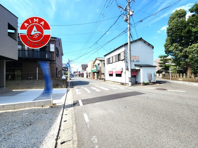福岡市南区警弥郷3丁目第2-2棟（2号棟）の外観|前面道路含む現地の写真です。