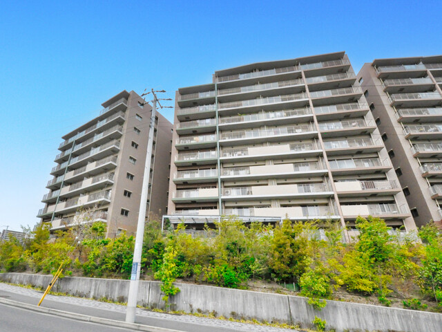 エルグレース彩都箕面D棟の外観