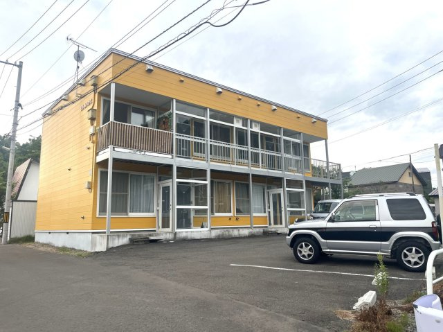 札幌市南区藤野四条３丁目の一棟アパート