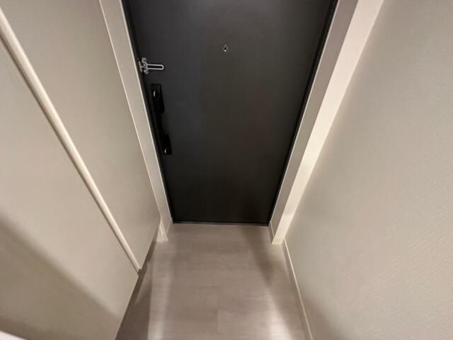 CREALpremier大島の玄関
